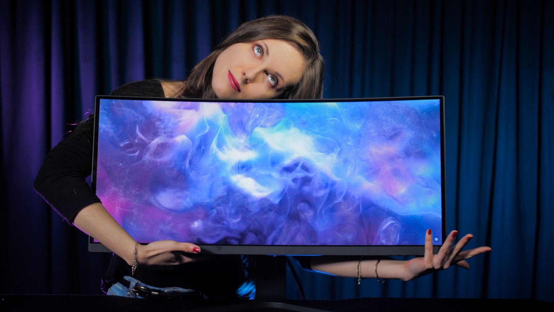 Xiaomi Curved Gaming Monitor - ladné křivky za dobrou cenu