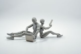 ROBOT.jpg