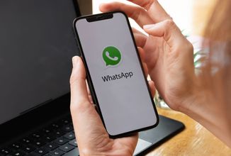 WhatsApp vymění telefonní čísla za uživatelská jména