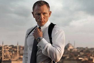 james-bond-wears.webp