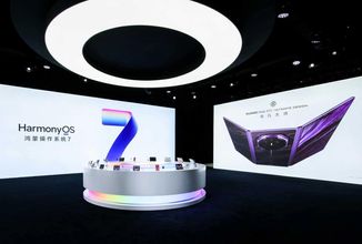 Nový Huawei Mate XT2 kombinuje trojité skládání s ochranou displeje