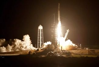 SpaceX dostává smlouvu na další tři lety k ISS