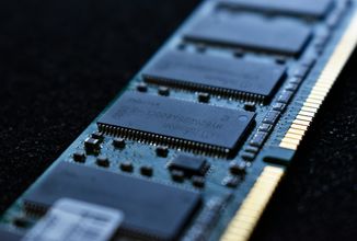 Samsung míří na výrobu paměti 1D do konce roku 2027, cílí na AI čipy HBM5