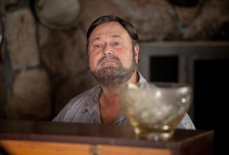 Reiner-says-he-played-And-So-It-Goes-pianist-after-Shaiman-Shaffer-passed-on-the-role.jpg