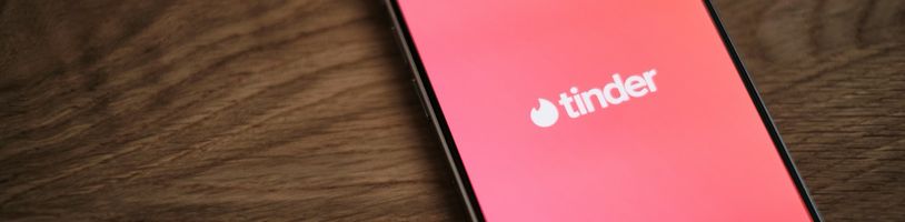 Tinder spouští rande ve čtyřech, nová funkce má přilákat zpět uživatele
