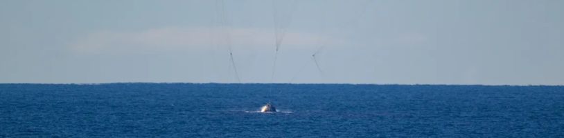 NASA uzavřela Artemis II, Orion po obletu Měsíce bezpečně dosedl do Tichého oceánu