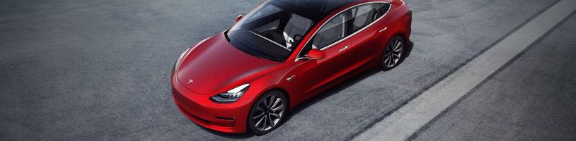 Tesla odhalí v srpnu robotaxi