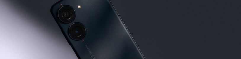Kompaktní ASUS Zenfone 10 již v prodeji. Cenou by mohl potěšit