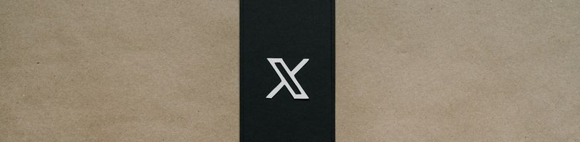 Elon Musk spouští XChat jako samostatnou aplikaci pro zprávy