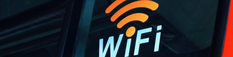 Nápis WiFi 7 na routeru může klamat, výrobci obcházejí certifikaci pomlčkou