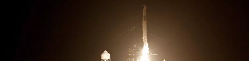 SpaceX si připisuje další úspěchy s raketou Falcon 9 a sítí Starlink