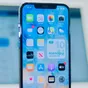 iPhone Air 2 si ponechá titanové tělo, Apple vsadí na evoluci místo revoluce