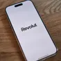 Revolut spustil pilotní placení obličejem v londýnských kavárnách