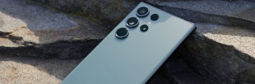 Samsung Galaxy S24 Ultra možná vsadí na titan jako Apple, naznačuje leaker