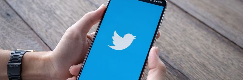Twitter zavádí nové štítky, které označí nenávistný obsah