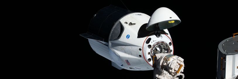 SpaceX končí s produkcí kapsulí Crew Dragon