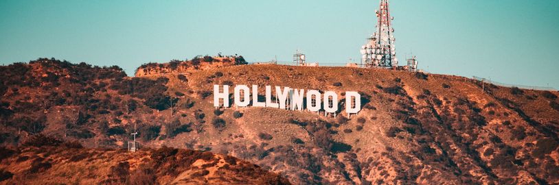 Scenáristé se obrací na Hollywood s peticemi o zákaz používání umělé inteligence