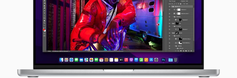 Podle prvního testu se nový MacBook Pro vyrovná herním notebookům