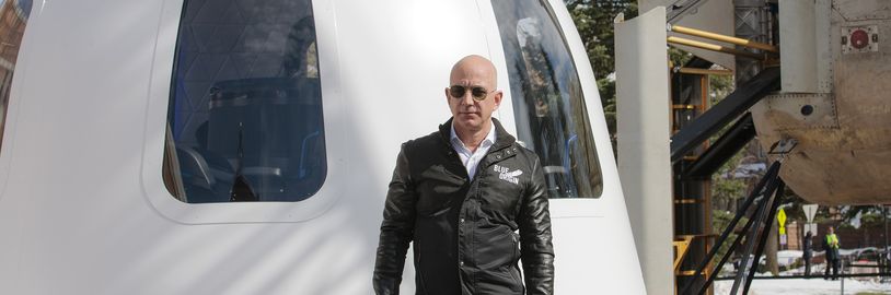Jeff Bezos podle FAA není astronaut
