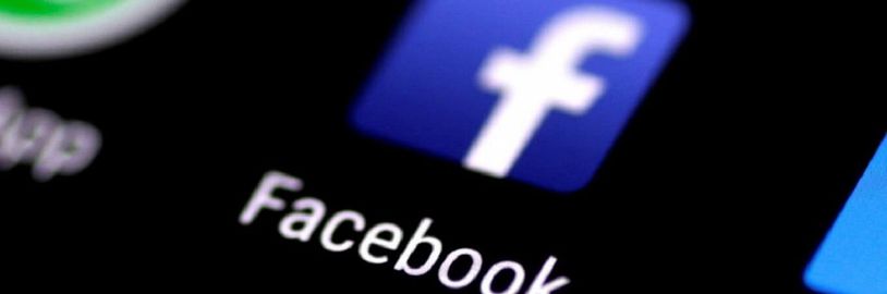 Facebook na fake news nasadí umělou inteligenci