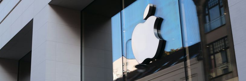 Apple si z AI boomu ukrojil 900 mil. dolarů na poplatcích, letos má z App Storu překročit miliardu