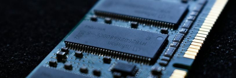 Samsung míří na výrobu paměti 1D do konce roku 2027, cílí na AI čipy HBM5